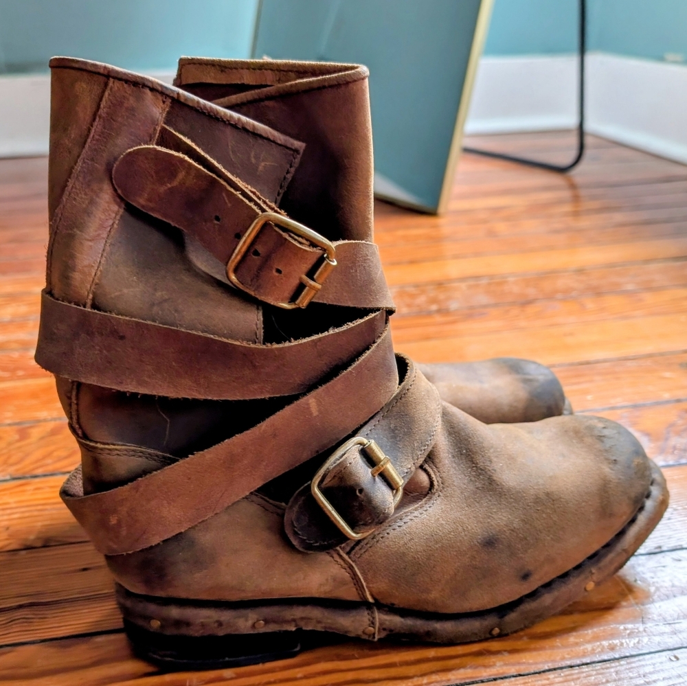 Jeffrey Campbell Free People Brit Intentionally Distressed Brown Leather Boots 9